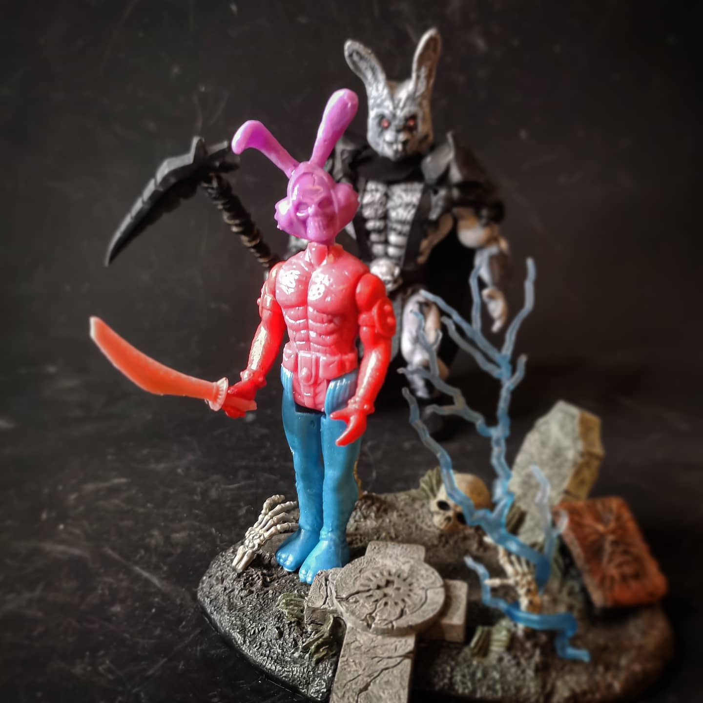 Dead-Rabbit-by-thinkoutsidethetoybox_390